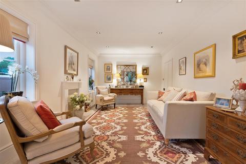 Orchard Cottage, 6 Pump Lane, Ascot, SL5 7RW