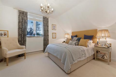 Orchard Cottage, 6 Pump Lane, Ascot, SL5 7RW