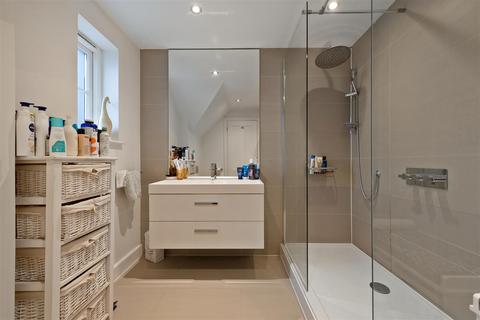 Orchard Cottage, 6 Pump Lane, Ascot, SL5 7RW