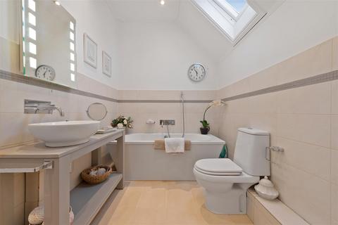 Orchard Cottage, 6 Pump Lane, Ascot, SL5 7RW