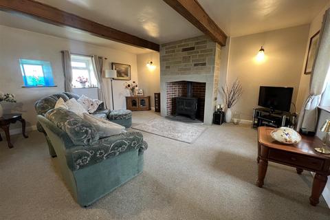 4 bedroom cottage for sale - Brighouse & Denholme Road, Bradford BD13