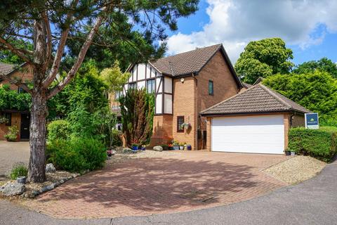 4 bedroom detached house for sale, Oxendon Court, Leighton Buzzard