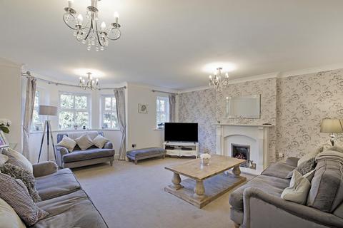 4 bedroom townhouse for sale, College Drive, Ilkley LS29