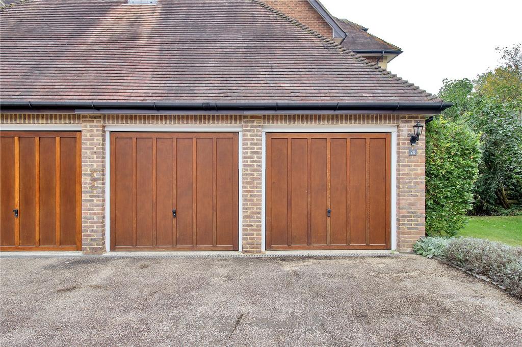 Garaging