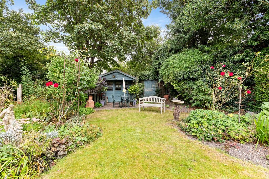 Church Hill, Shepherdswell, Dover, CT15 4 bed detached house for sale £500,000