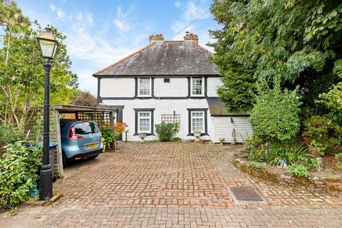 4 bedroom detached house for sale, Church Hill, Shepherdswell, Dover, CT15