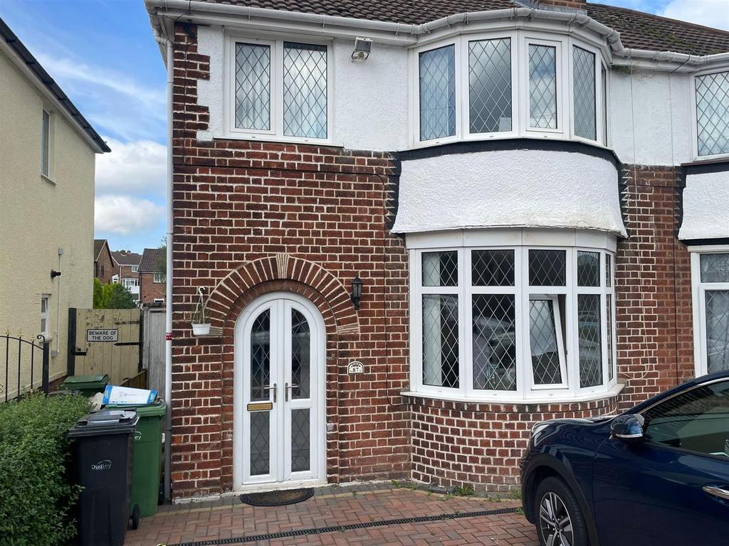 Old Park Road, Dudley 3 bed house £1,250 pcm (£288 pw)