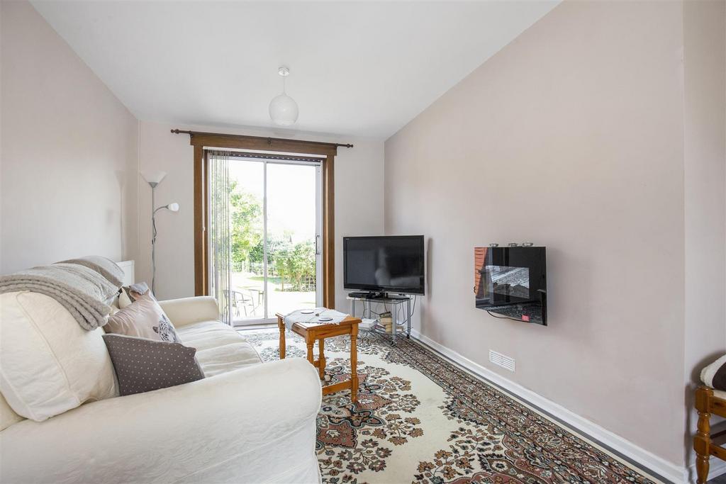 51 Brock Street, North Queensferry... 2 bed terraced house £160,000