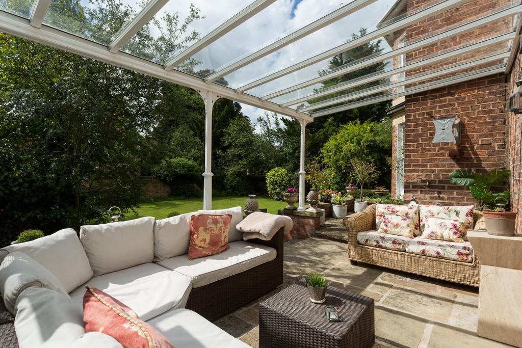 Covered Terrace