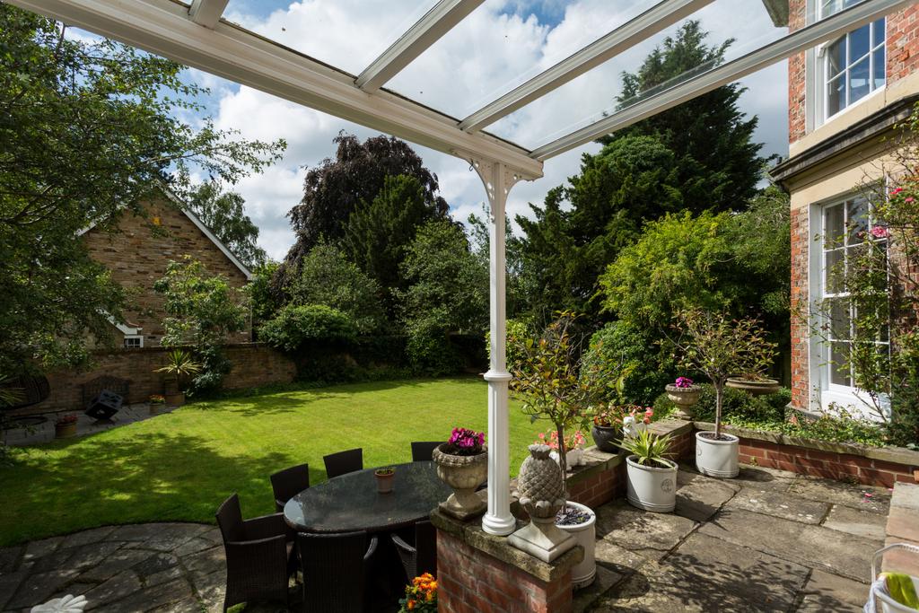 Covered Terrace
