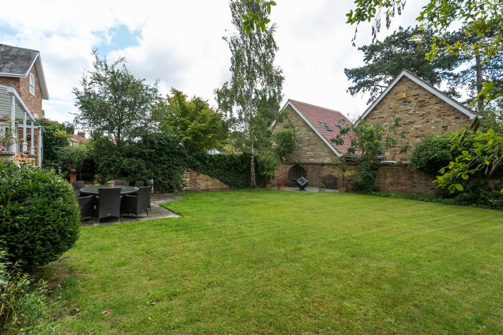 Walled Garden