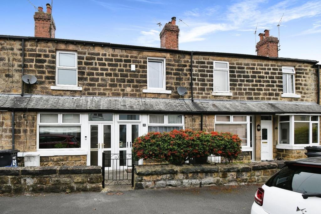 Willow Grove, Harrogate, HG1 4HP 2 bed terraced house for sale £200,000