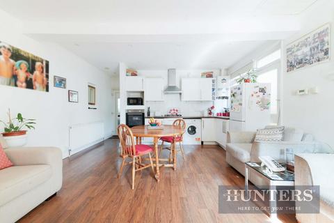 168 Douglas Road, Surbiton, KT6 7SE
