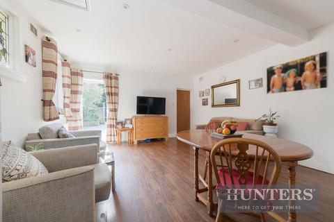 168 Douglas Road, Surbiton, KT6 7SE
