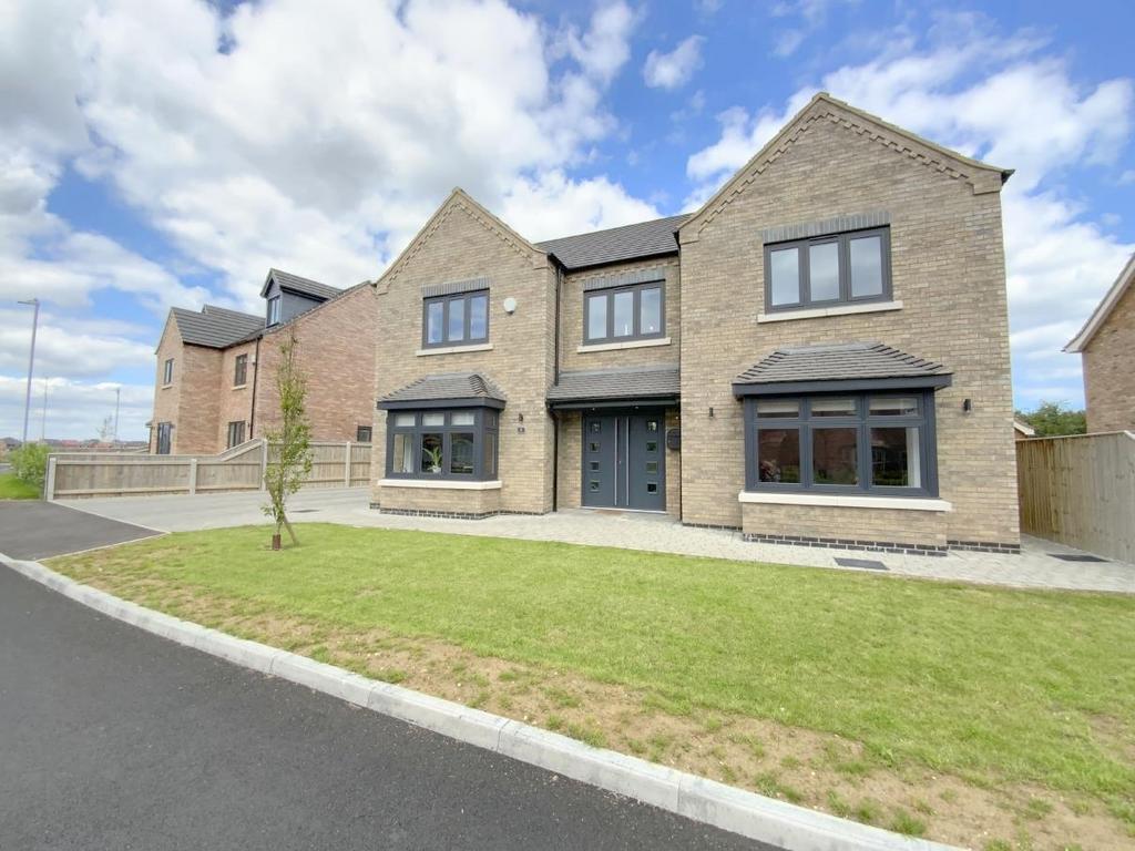 Thoresby Lane, Tetney 4 bed detached house for sale £575,000