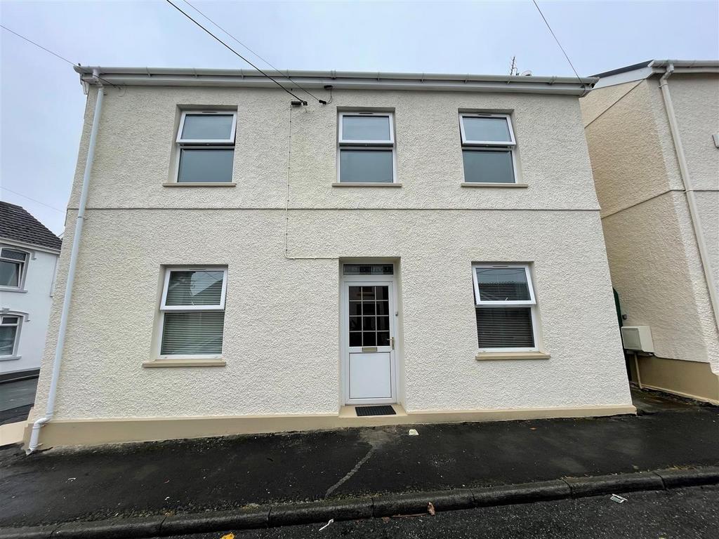 Stepney Road, Burry Port, Llanelli 4 bed detached house for sale £275,000