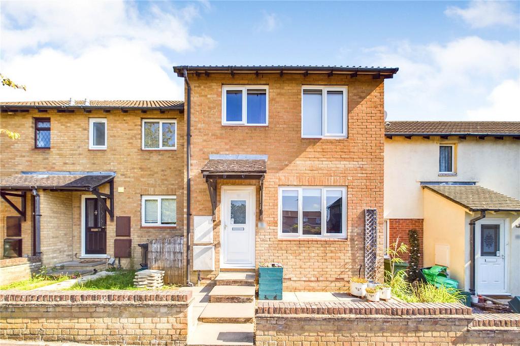 Sweet Briar Drive, Calcot, Reading... 3 bed terraced house £325,000