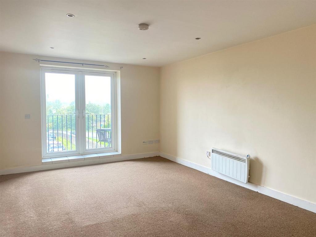 Elland Lane, Elland 2 bed apartment for sale £115,000