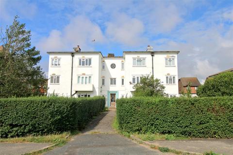 3 bedroom flat for sale, Upper Belgrave Road, Seaford