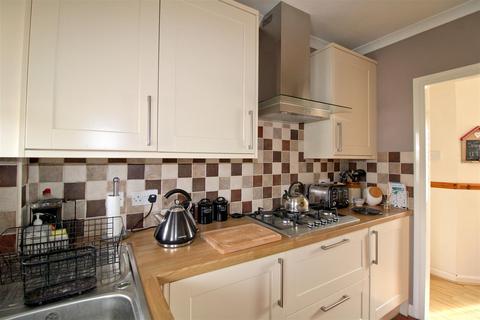 3 bedroom flat for sale, Upper Belgrave Road, Seaford