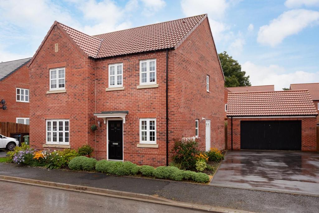 Goldfinch Way, Easingwold 4 bed detached house for sale £485,000