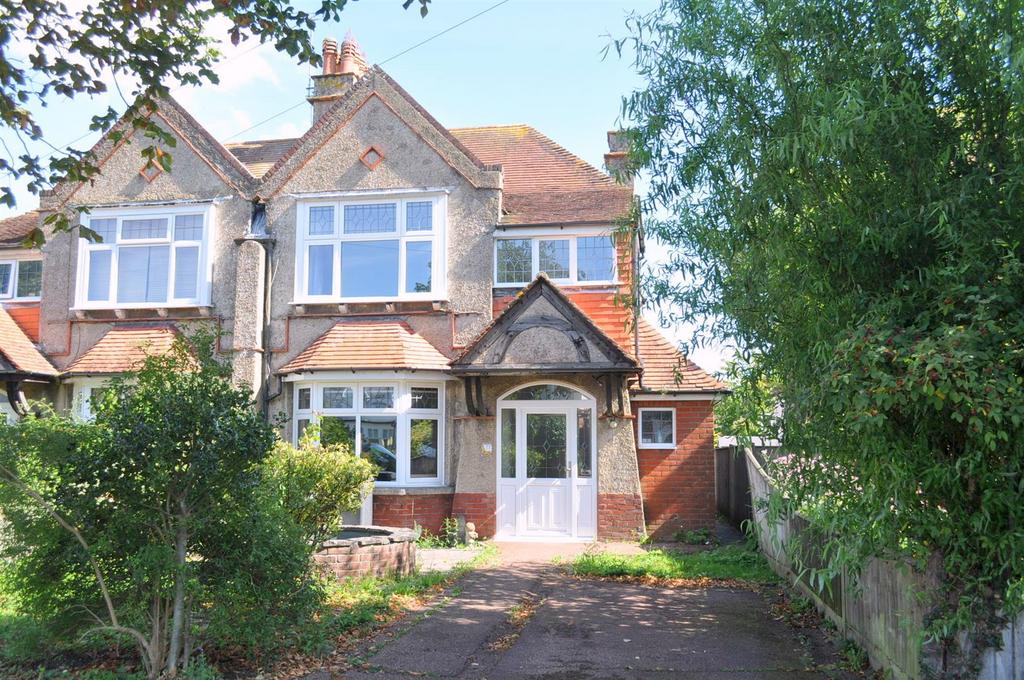 Glynde Avenue, West Hampden Park, Eastbourne 3 bed semidetached house