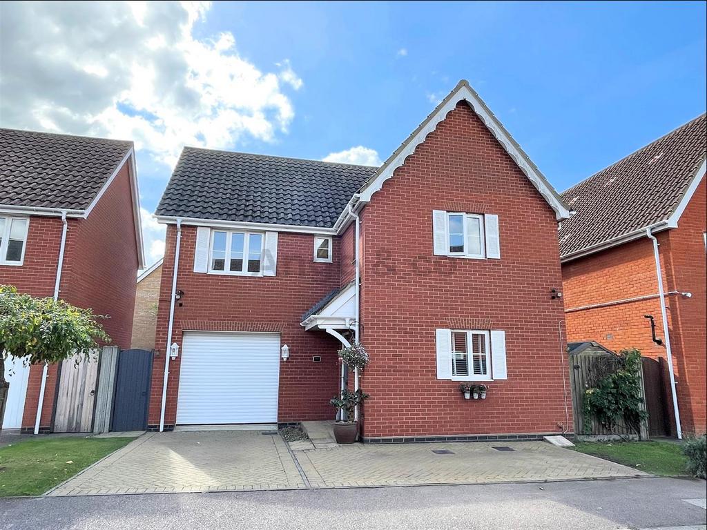 Monarch Way, Carlton Colville, Lowestoft 4 bed detached house £350,000