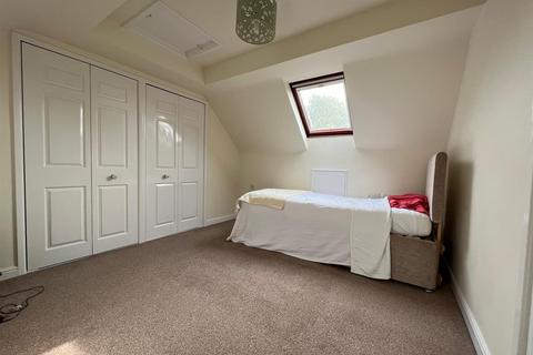 2 bedroom bungalow for sale - Trimpley Court, Ellesmere.