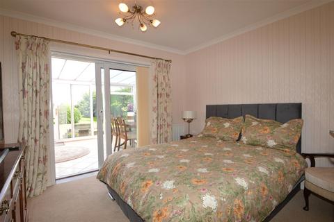 2 bedroom bungalow for sale, Upper Astley, Shrewsbury