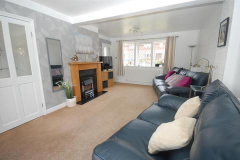 34 Brigshaw Drive, Allerton Bywater, Castleford, WF10 2HT