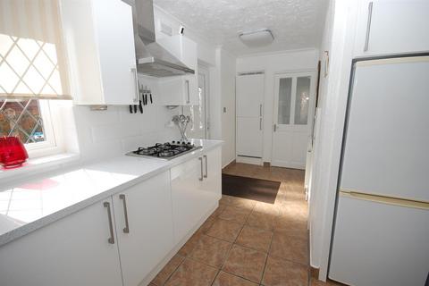 34 Brigshaw Drive, Allerton Bywater, Castleford, WF10 2HT