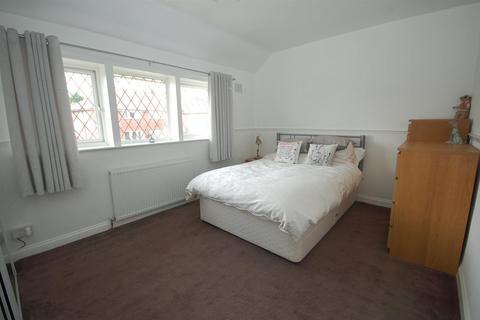 34 Brigshaw Drive, Allerton Bywater, Castleford, WF10 2HT