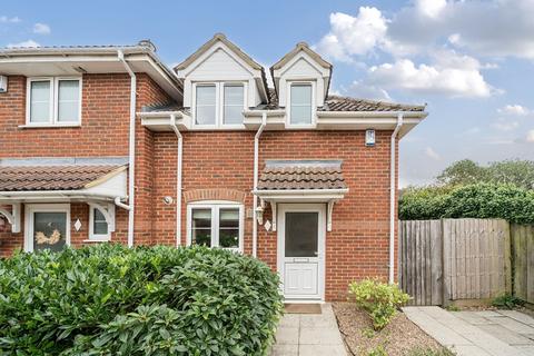 3 bedroom end of terrace house for sale, Hyde Close, Shefford, SG17