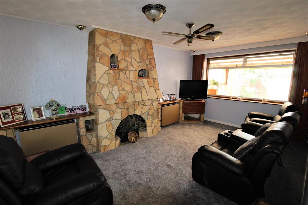 St. Clements Close, LeysdownOnSea, Sheerness 2 bed semidetached