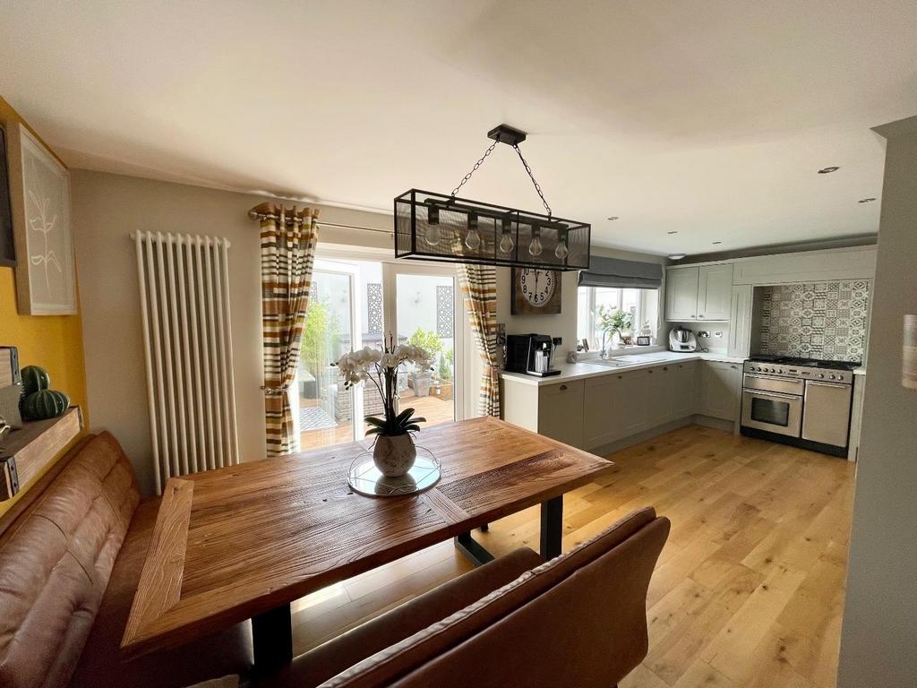 Dining Kitchen