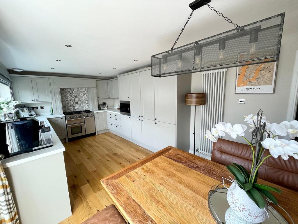 Dining Kitchen