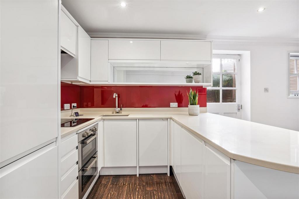 Autumn Rise, W4 - FOR SALE