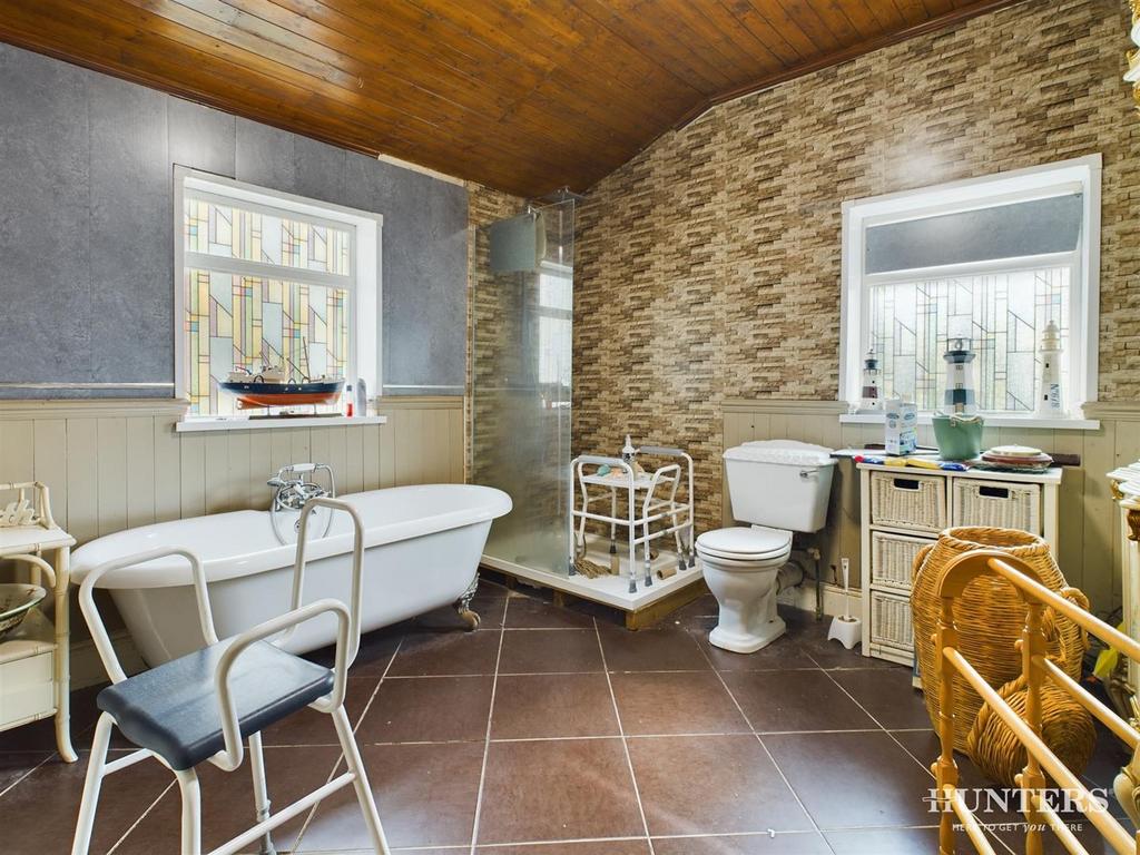 CAM02274 G0-PR0070-STILL001.jpg