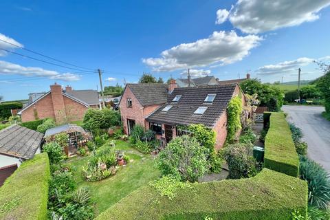 4 bedroom detached house for sale, Birch Hill Road, Clehonger, Hereford, HR2