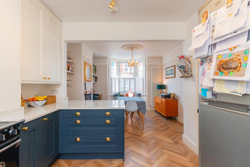 DAORKCOTNAUQ13 - Kitchen D.jpg