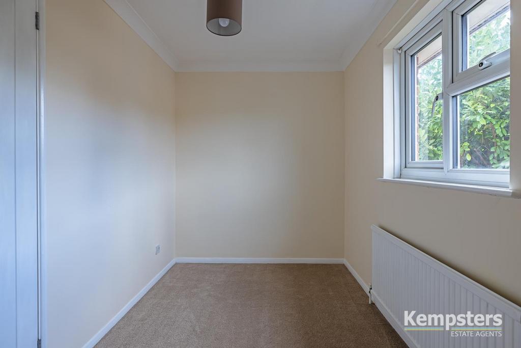 Bedroom 2 2nd.jpg