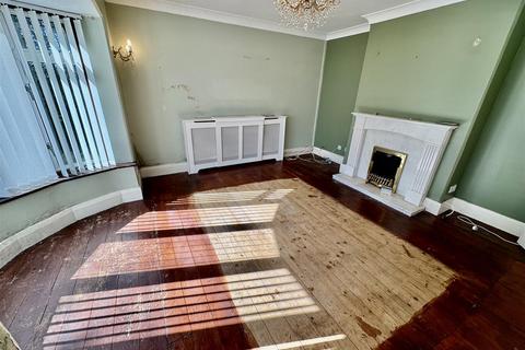 4 bedroom detached house for sale, Y Ffor, Pwllheli