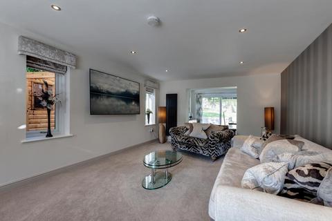 11a Cavendish Avenue, Dore, Sheffield, S17 3NJ