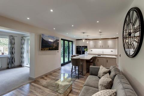 11a Cavendish Avenue, Dore, Sheffield, S17 3NJ