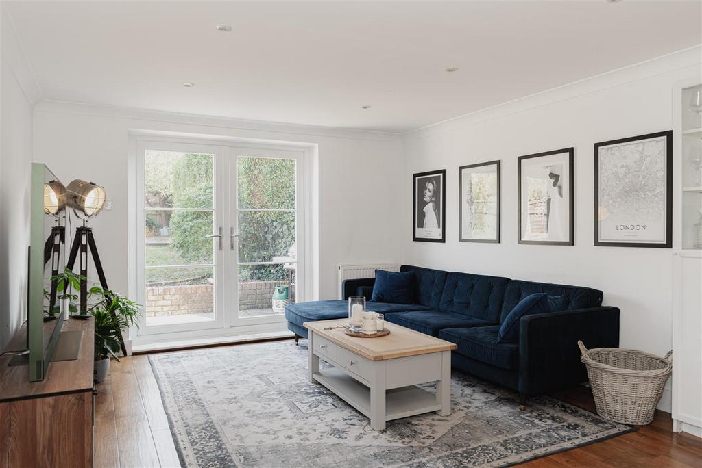 Nutley Lane, Reigate 3 bed end of terrace house for sale £650,000