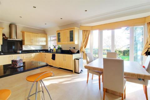 5 bedroom detached house for sale, Goffs Lane, Goffs Oak EN7