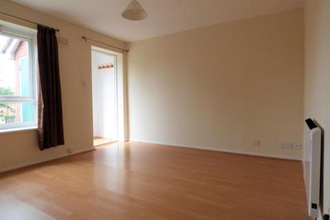 1 bedroom flat for sale, Hamble Close, Worcester