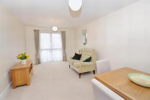 1 bedroom flat for sale - Holt Road, Cromer