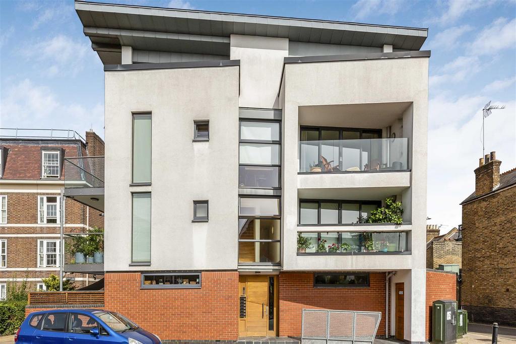 Felsham Road, Putney, SW15 2 bed flat for sale £550,000