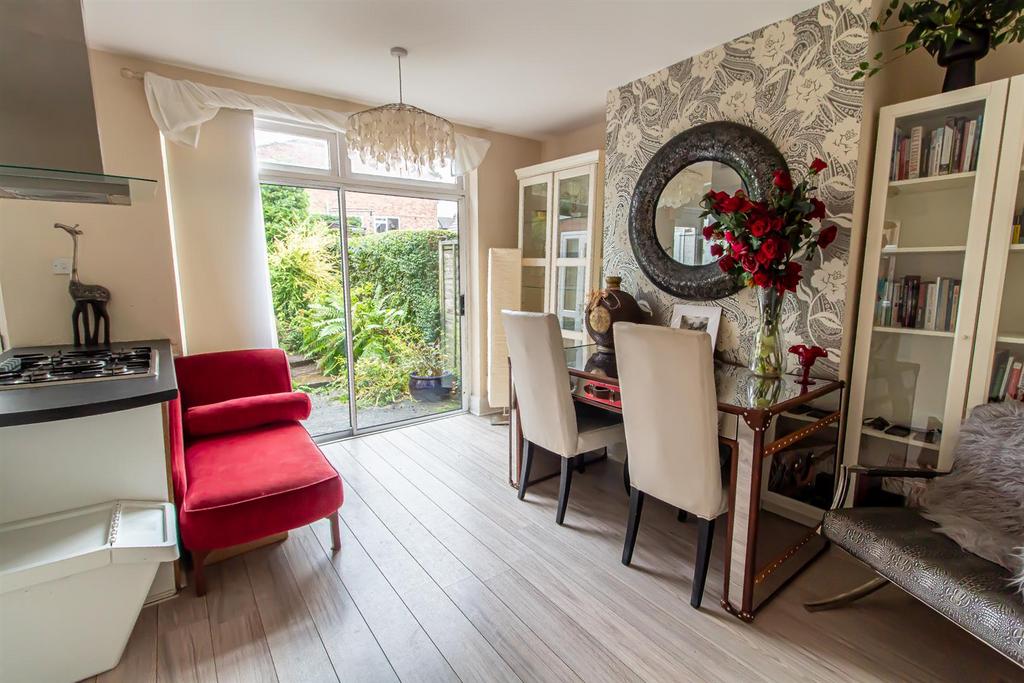 Road, Mapperley, Nottingham 3 bed semidetached house £279,995